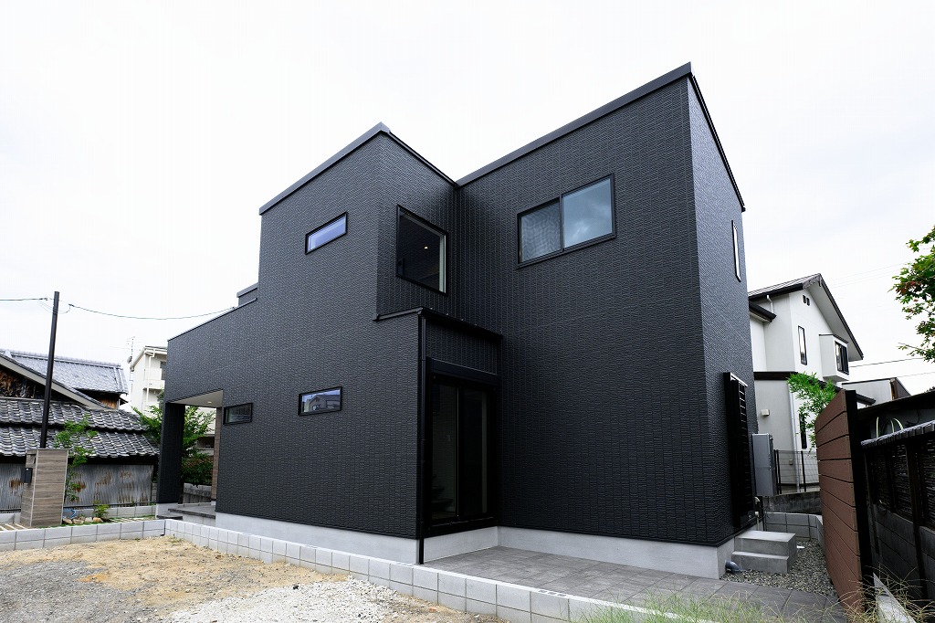 クレディール私部１丁目_３号地モデルハウス外観